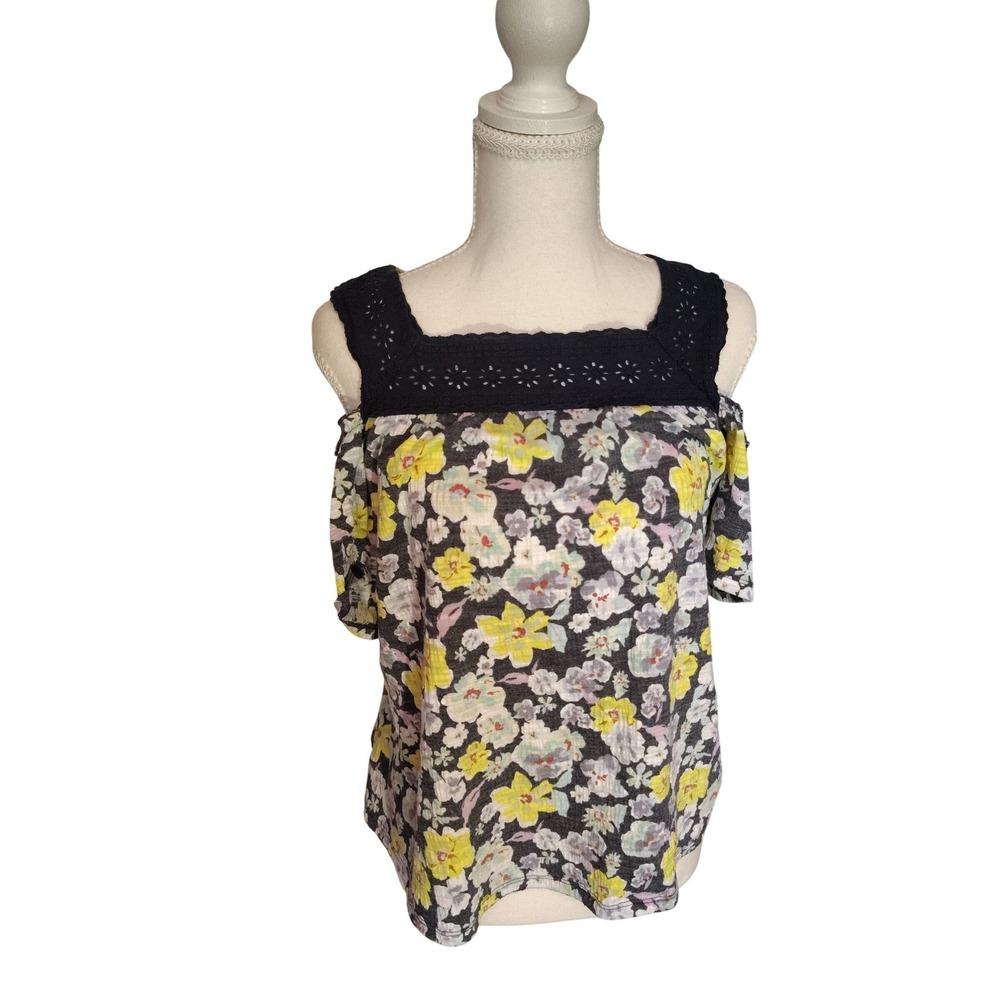 LC Lauren Conrad Womens XS Floral Cold Shoulder Top Eyelet Lace Square Neck Grey